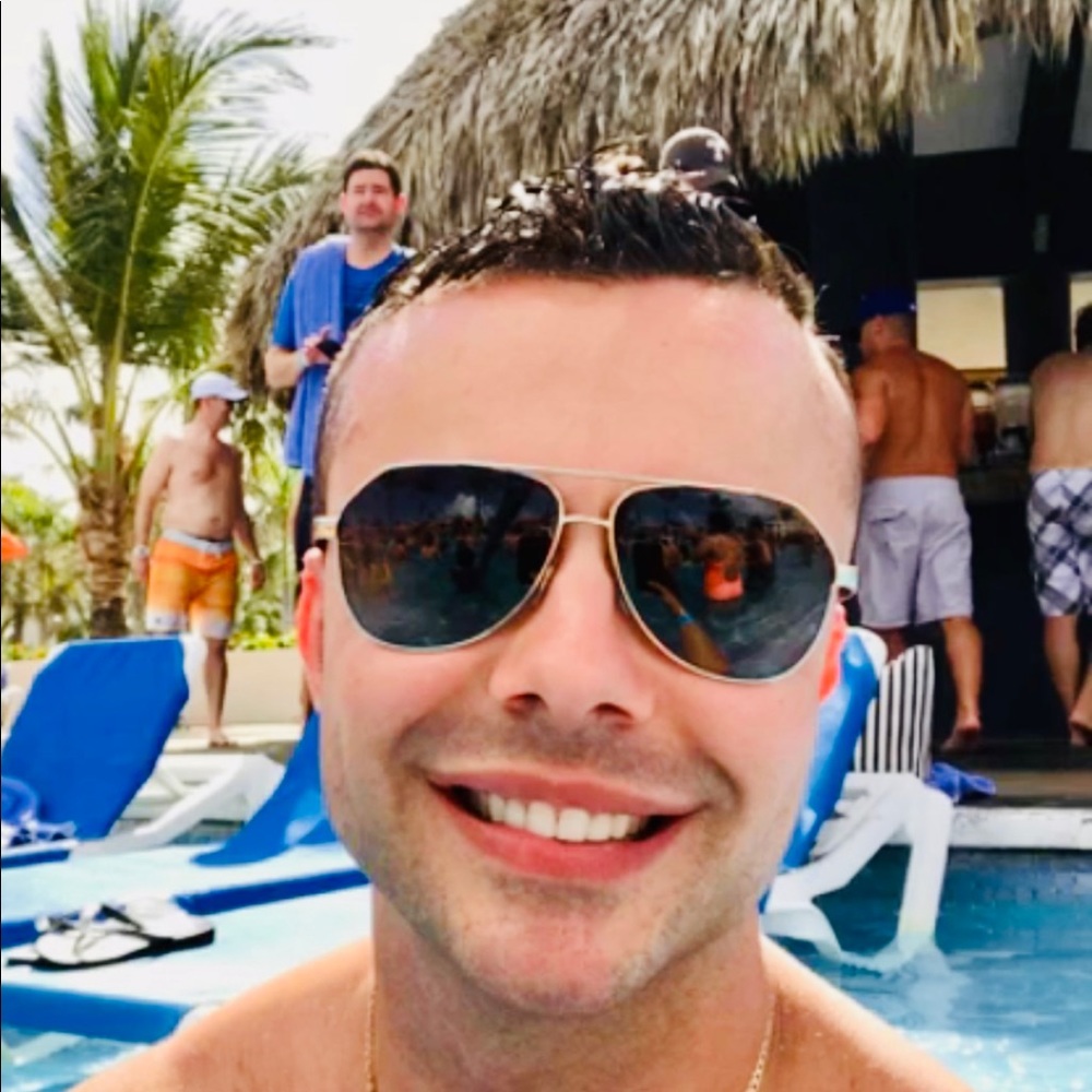 Meet your Posher, Anthony